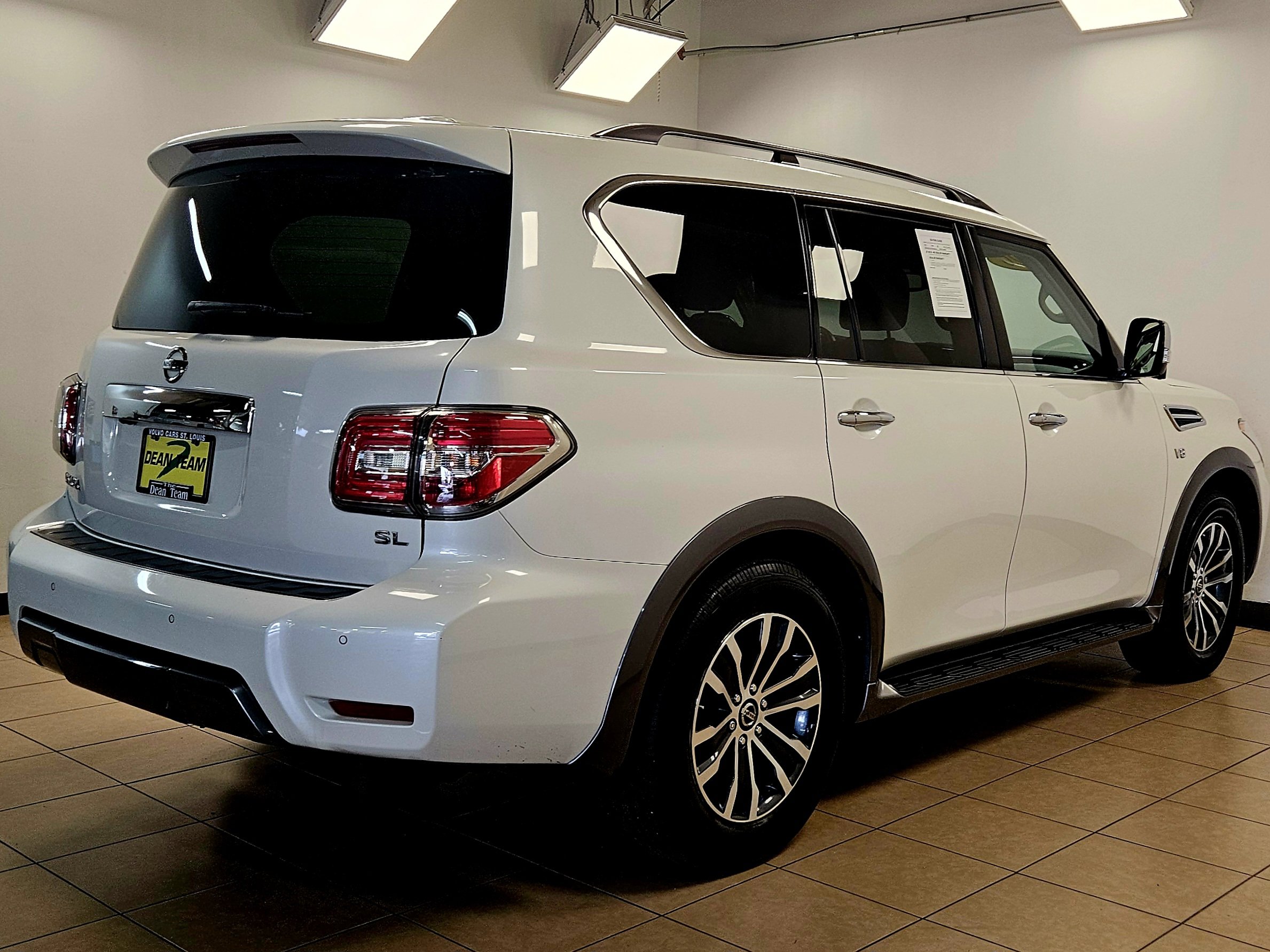 2020 Nissan Armada SL photo 4