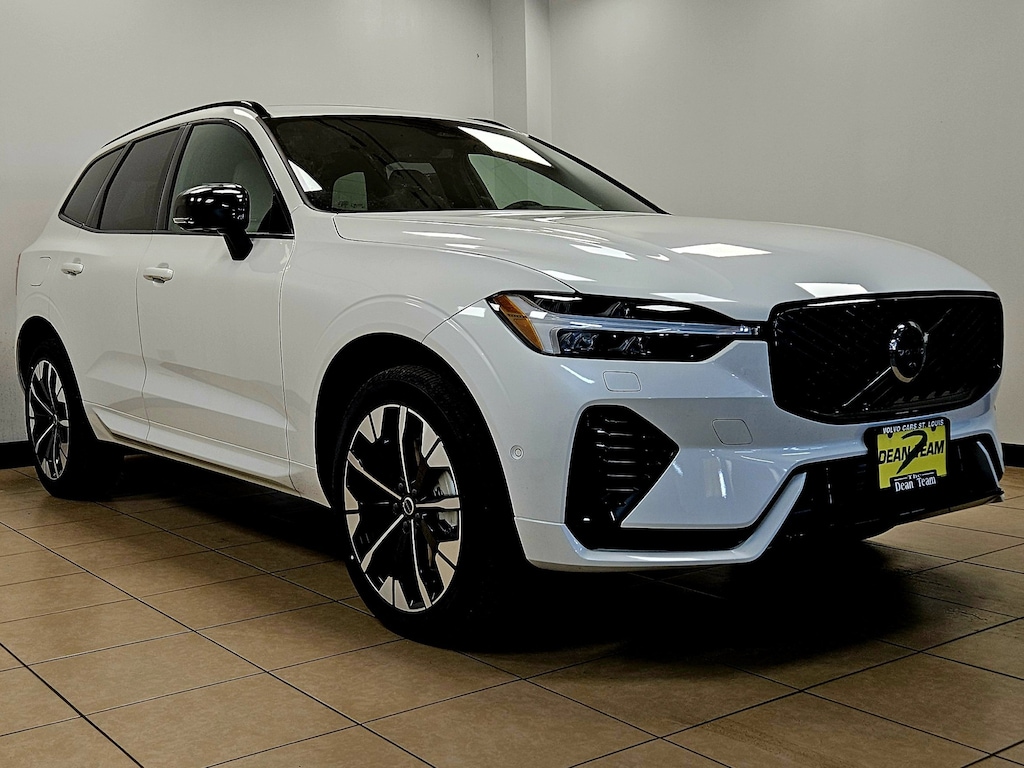 New 2026 Volvo XC60 plug-in hybrid T8 Plus SUV