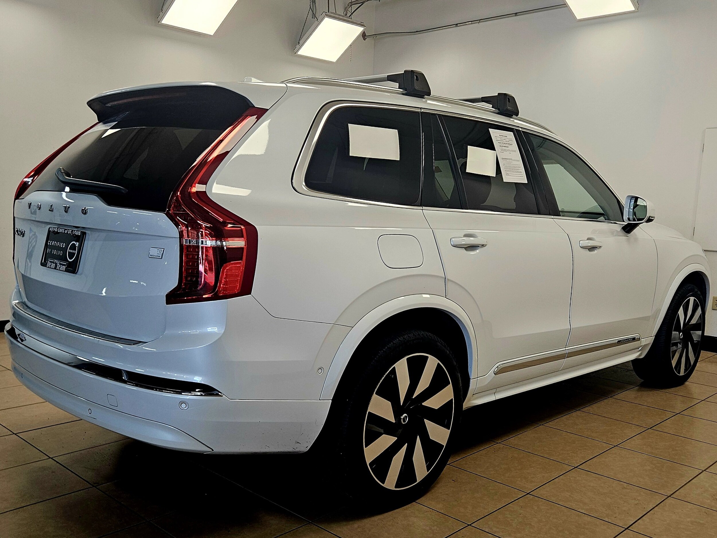 2024 Volvo XC90 Ultimate Sport photo 3