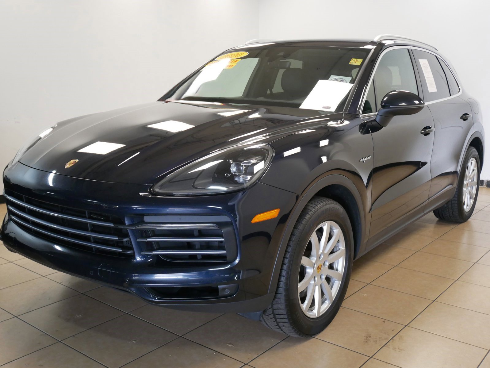 Used 2020 Porsche Cayenne E-Hybrid with VIN WP1AE2AY5LDA22481 for sale in Saint Louis, MO