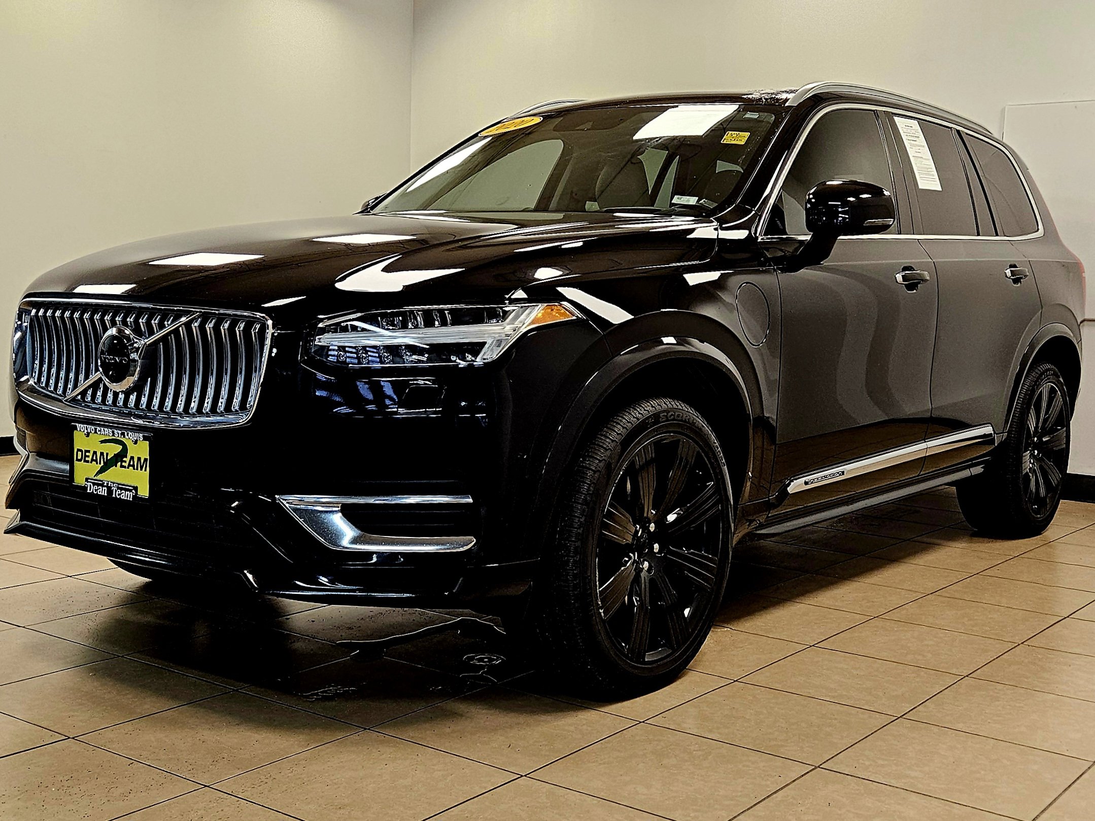 2020 Volvo XC90 Inscription photo 2