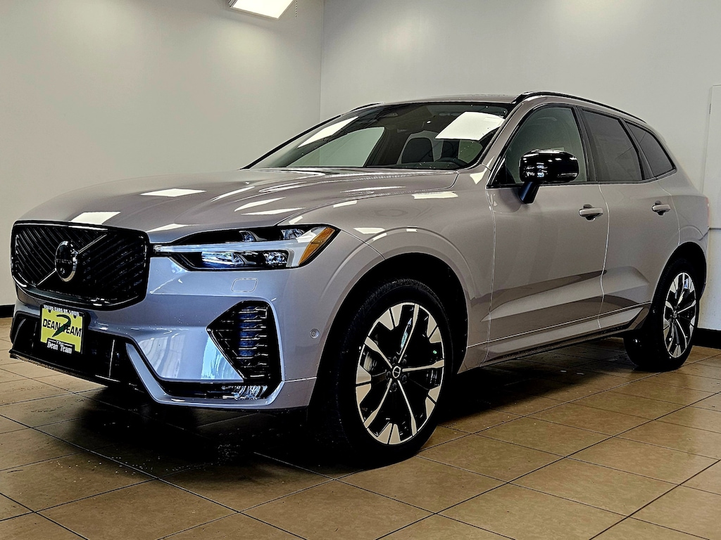 New 2026 Volvo XC60 B5 Plus SUV