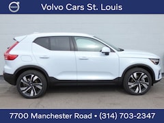 2025 Volvo XC40 B5 Plus Bright Theme SUV