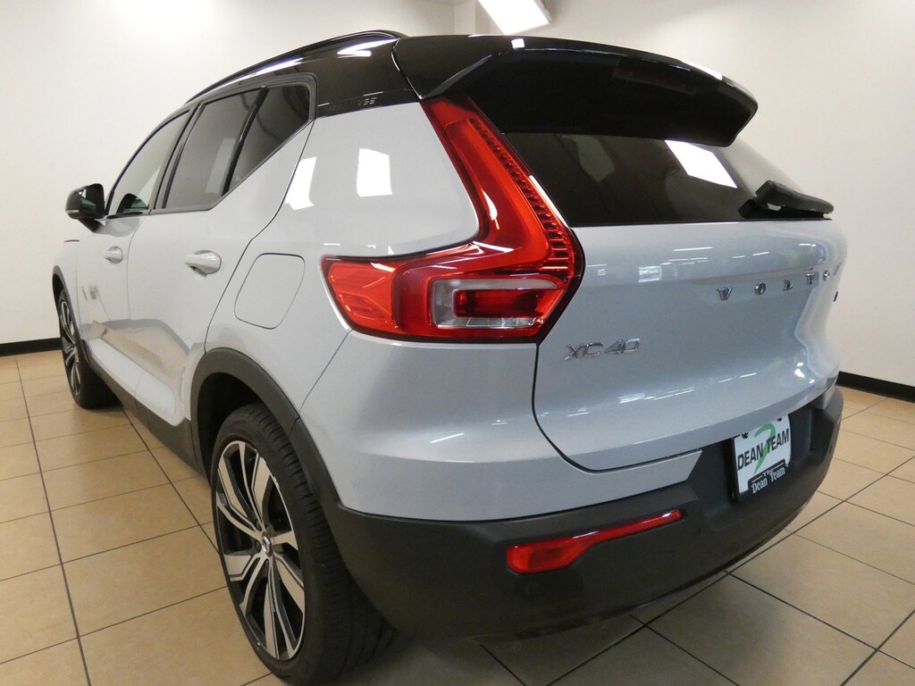 Used 2021 Volvo XC40 Recharge Twin Pure Electric Recharge P8 Sport Utility