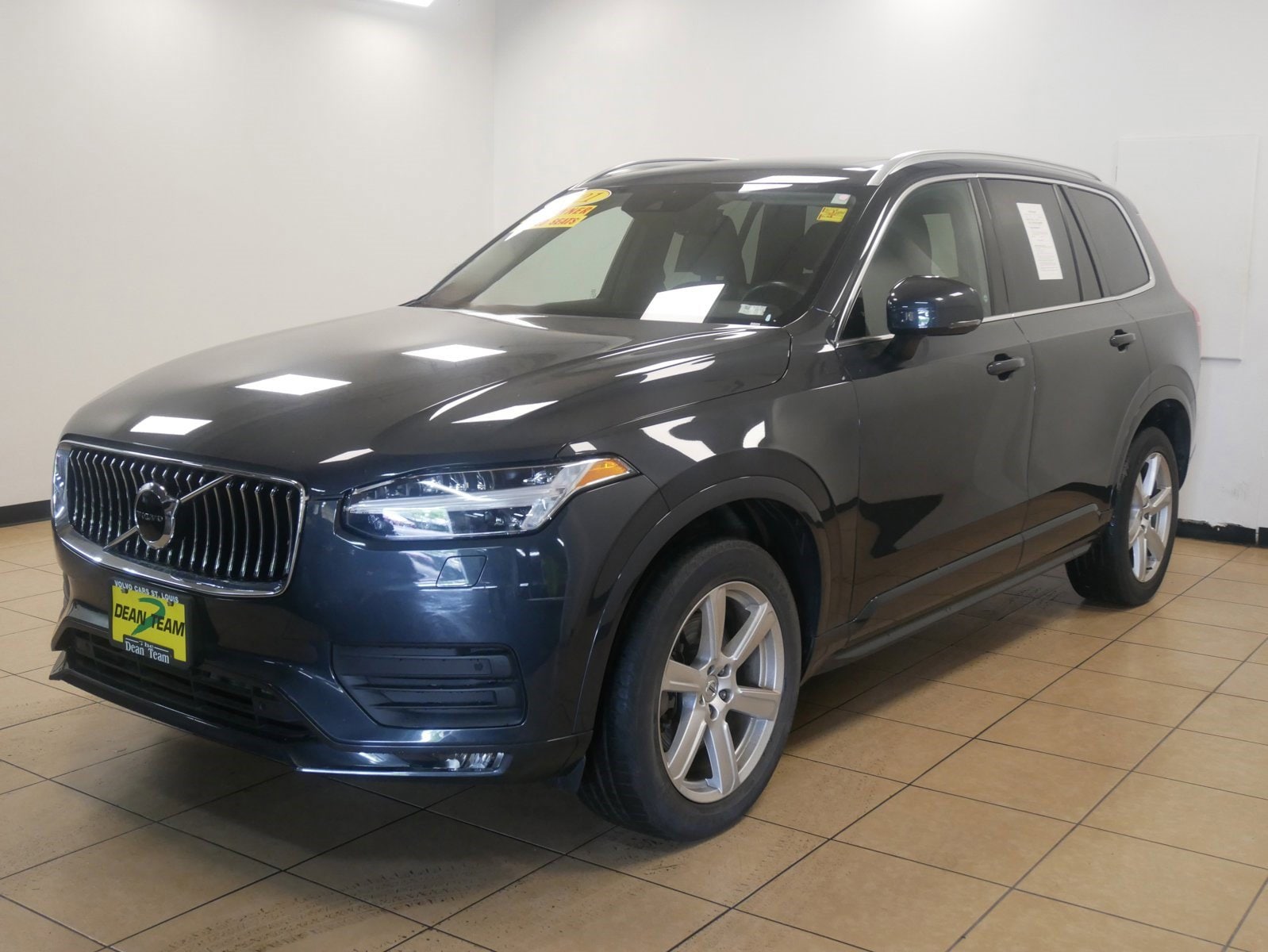 Used 2021 Volvo XC90 Momentum with VIN YV4A221KXM1712412 for sale in Saint Louis, MO