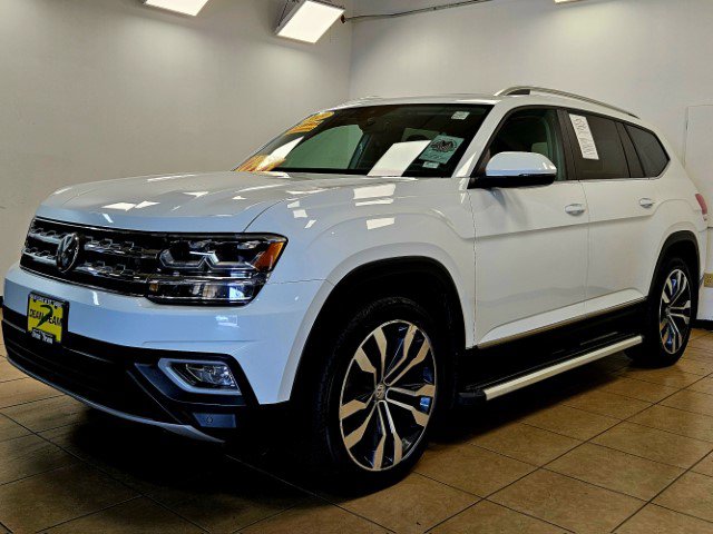 Used 2019 Volkswagen Atlas SEL with VIN 1V2MR2CA2KC579709 for sale in Saint Louis, MO