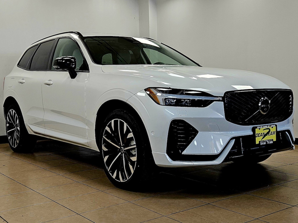 New 2026 Volvo XC60 plug-in hybrid T8 Ultra SUV