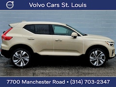 2025 Volvo XC40 B5 Ultra Bright Theme AWD SUV