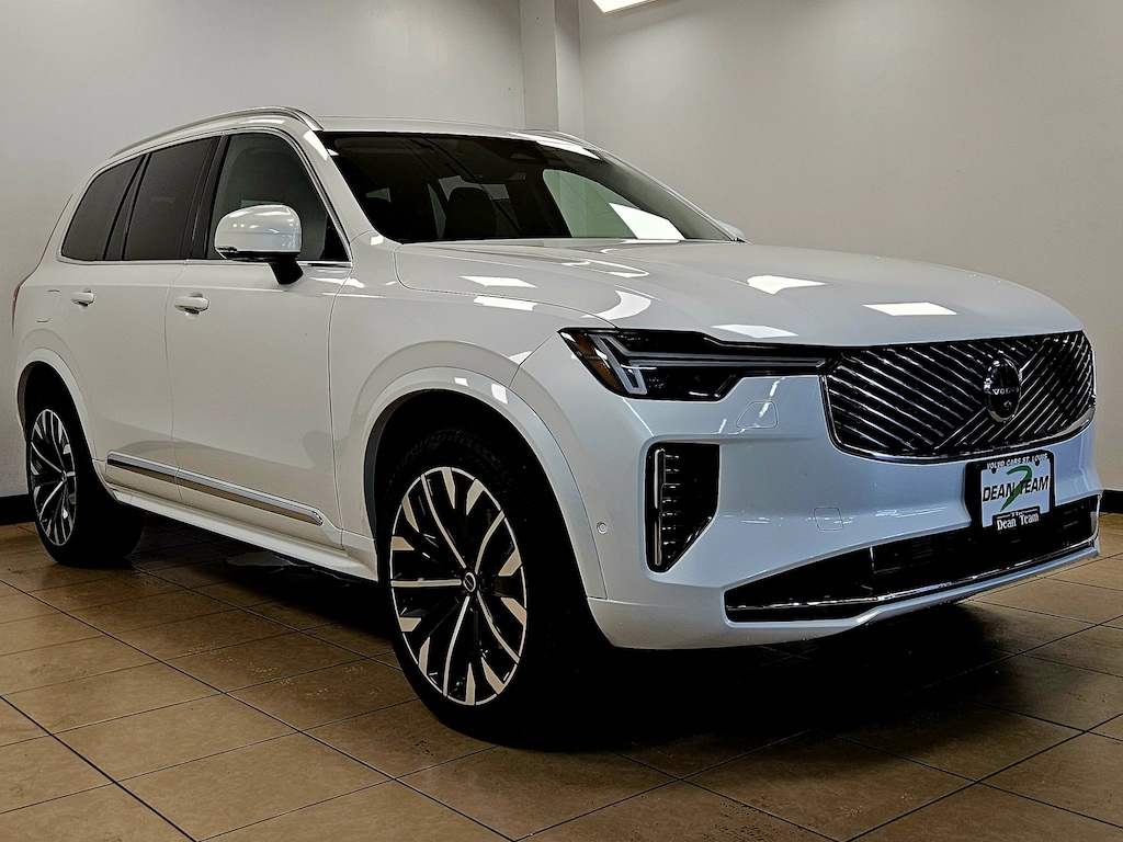 New 2026 Volvo XC90 B6 Plus 7-Seater SUV