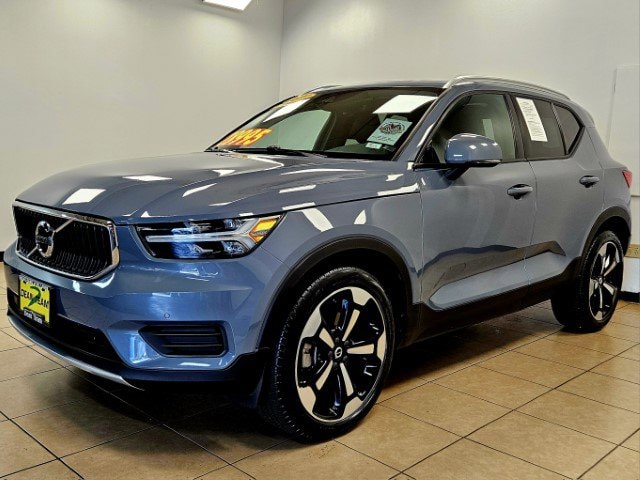 Used 2020 Volvo XC40 Momentum with VIN YV4162UK6L2239830 for sale in Saint Louis, MO