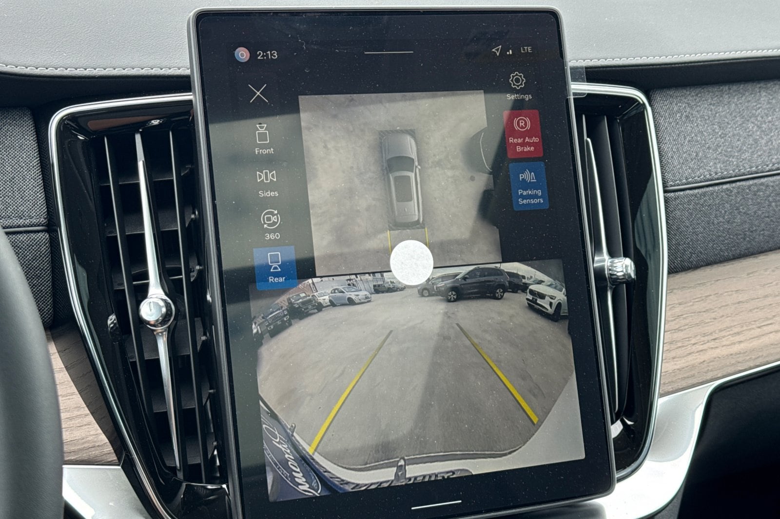 2026 Volvo XC90 Plus - Photo 20