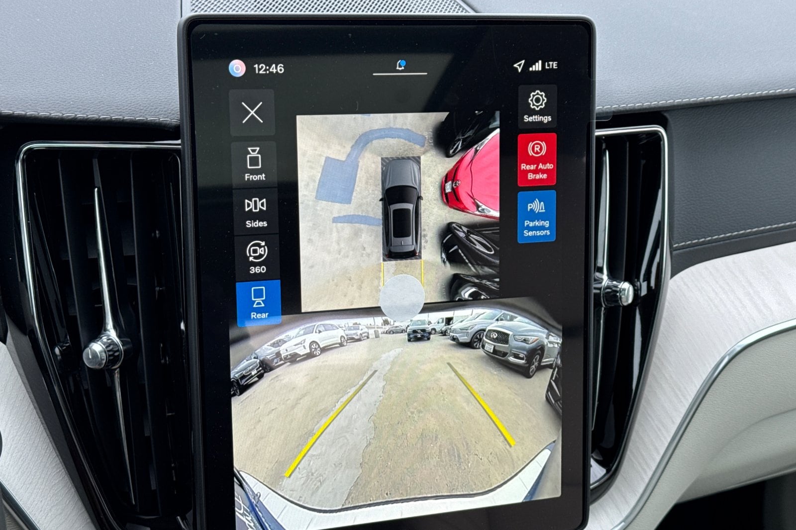 2026 Volvo XC60 Ultra - Photo 19