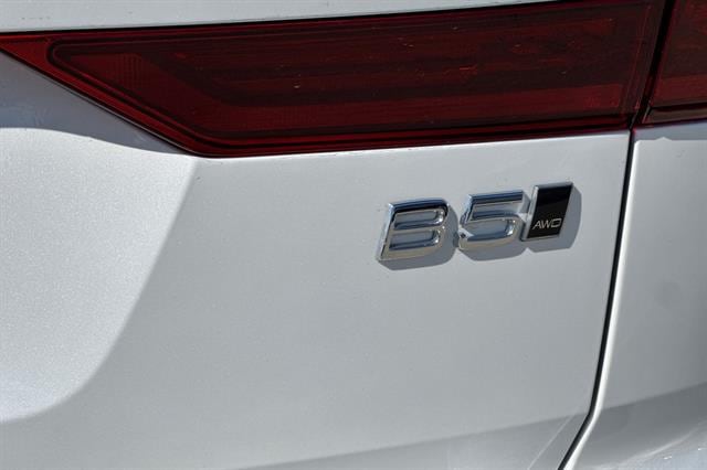2026 Volvo XC60 Plus - Photo 33