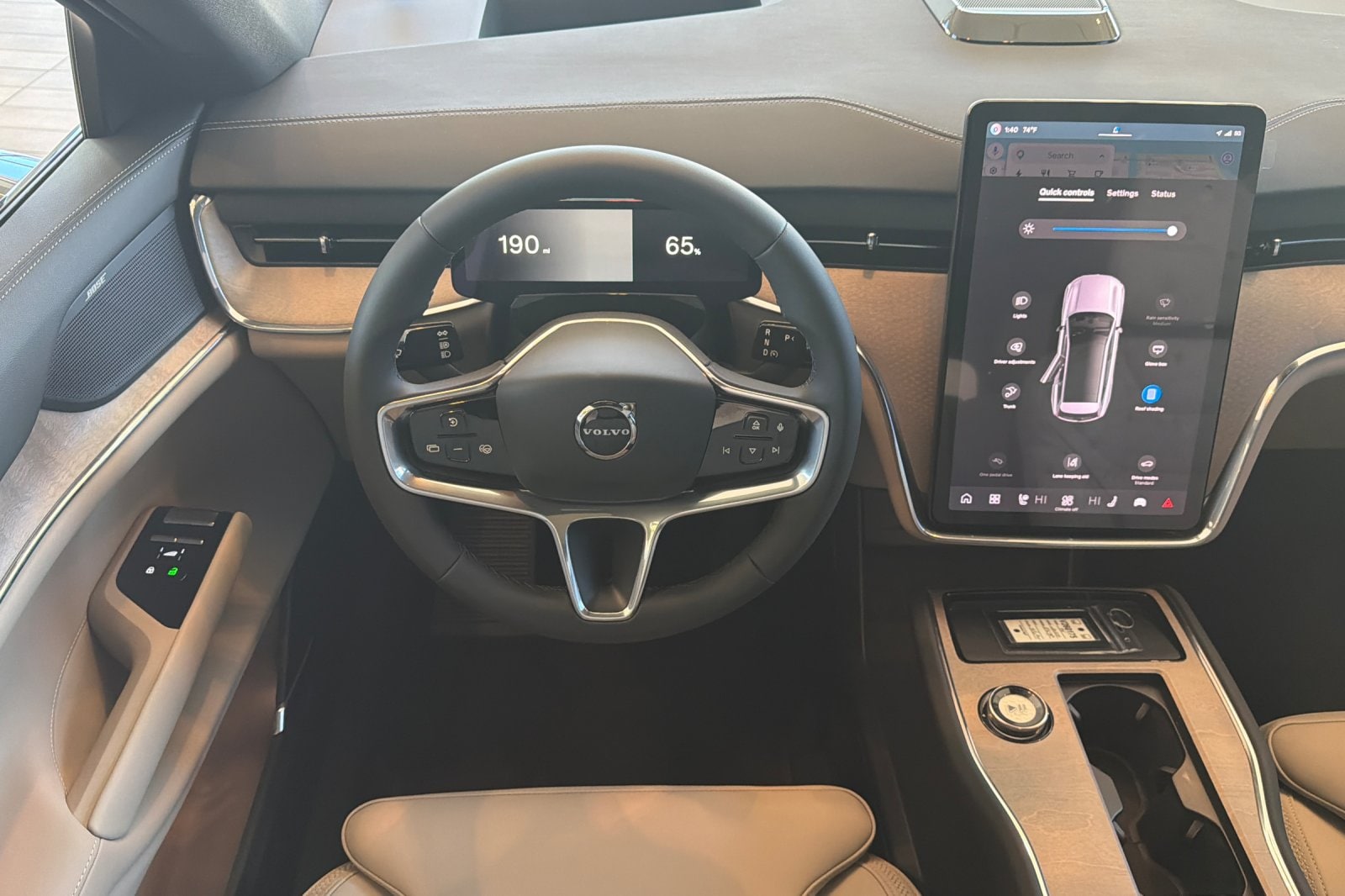2026 Volvo EX90 Plus - Photo 13