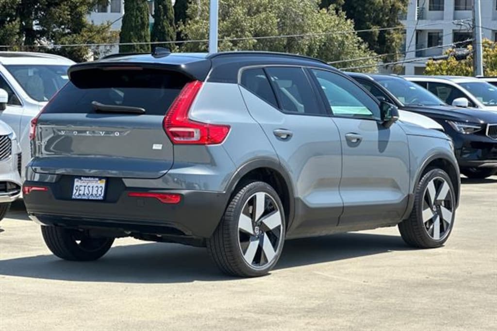 Certified 2023 Volvo XC40 Recharge Pure Electric Recharge Twin Ultimate SUV
