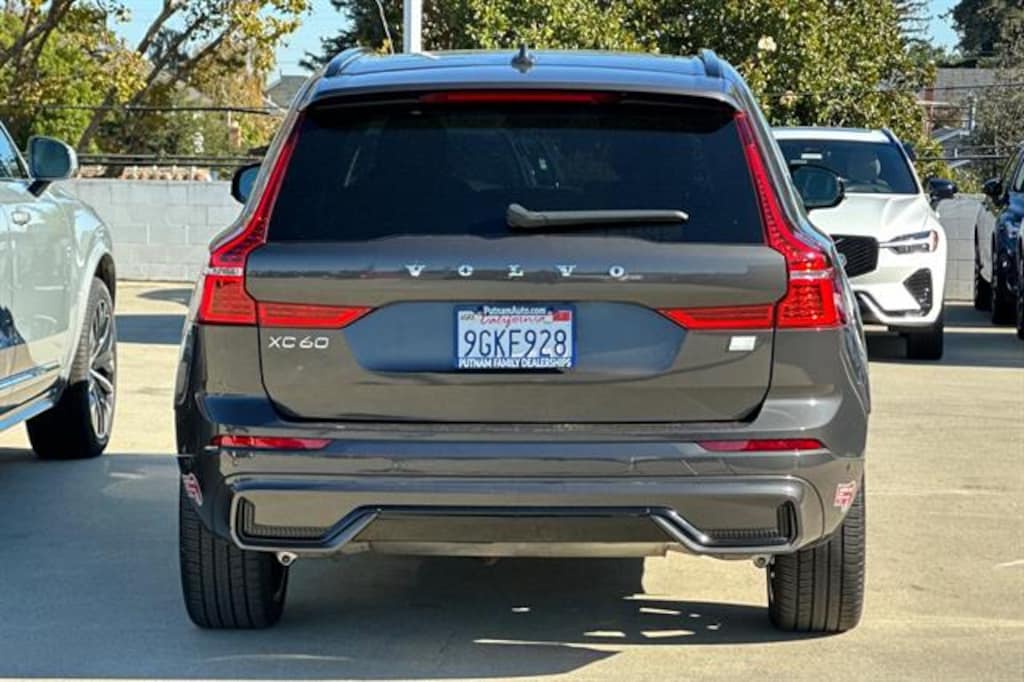 Certified 2023 Volvo XC60 Recharge Plug-In Hybrid Recharge Ultimate Dark Theme SUV