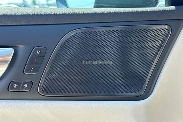 2026 Volvo V60 Cross Country Plus - Photo 20