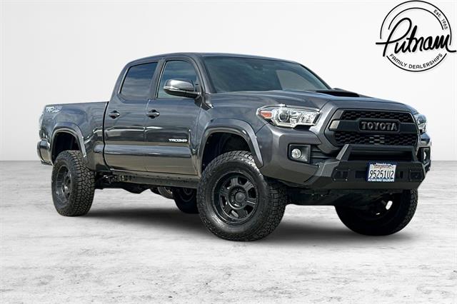 2019 Toyota Tacoma TRD Sport