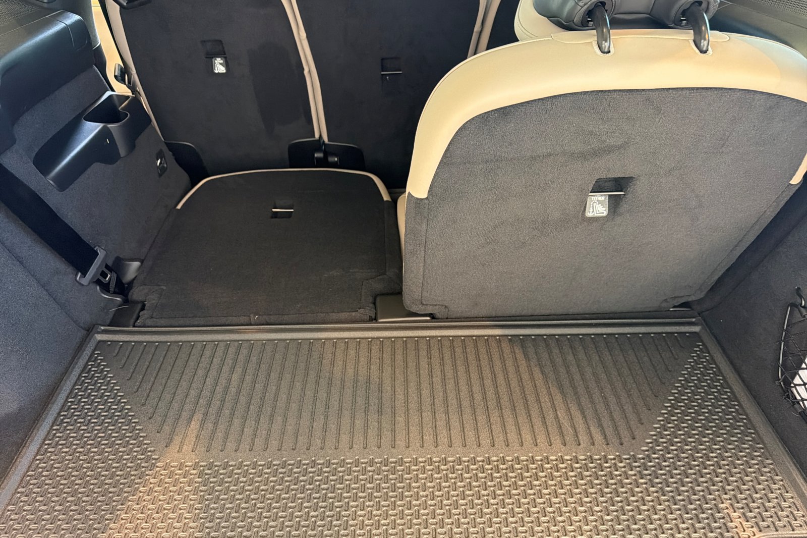 2026 Volvo EX90 Plus - Photo 15