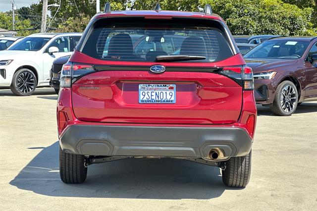 2025 Subaru Forester Base photo 4