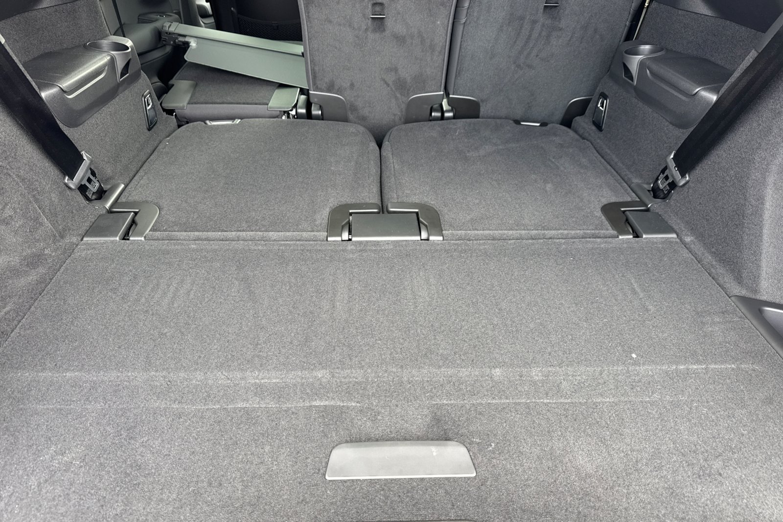 2026 Volvo XC90 Plus - Photo 15