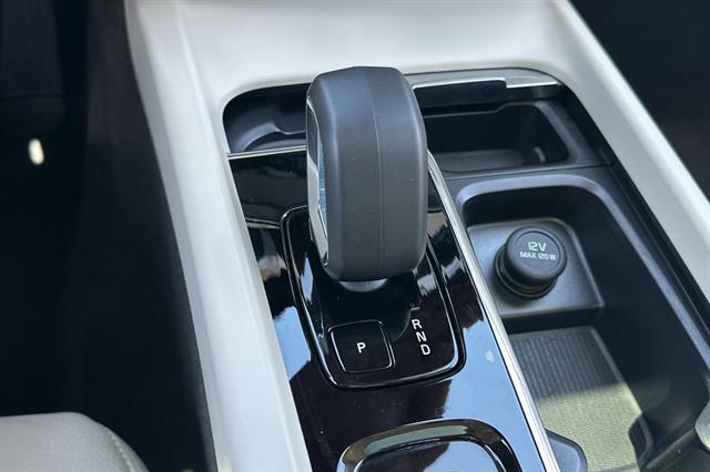 2026 Volvo V60 Cross Country Plus - Photo 24