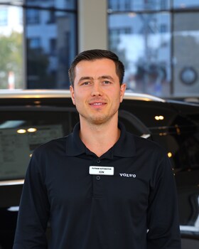 Staff member Ion Mindrescu from ID_90210e2e3d47