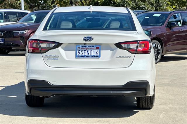 2025 Subaru Legacy Premium photo 4