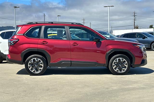 2025 Subaru Forester Base photo 2