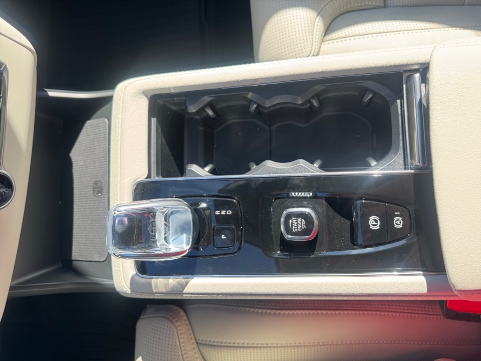 2026 Volvo XC90 Ultra - Photo 20