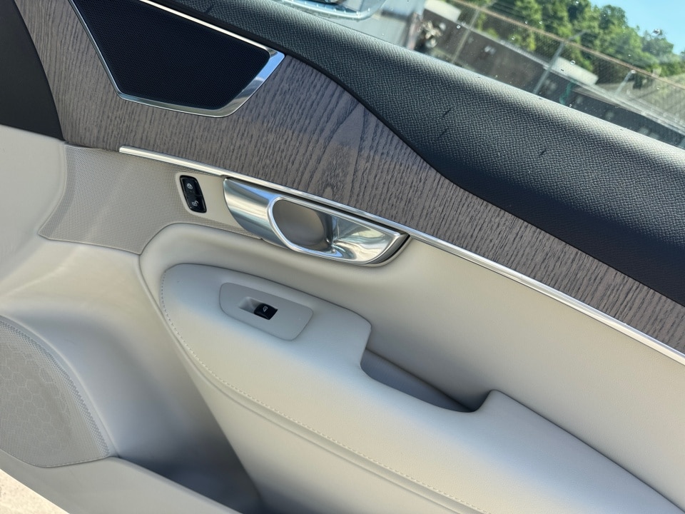 2023 Volvo XC90 Core - Photo 31