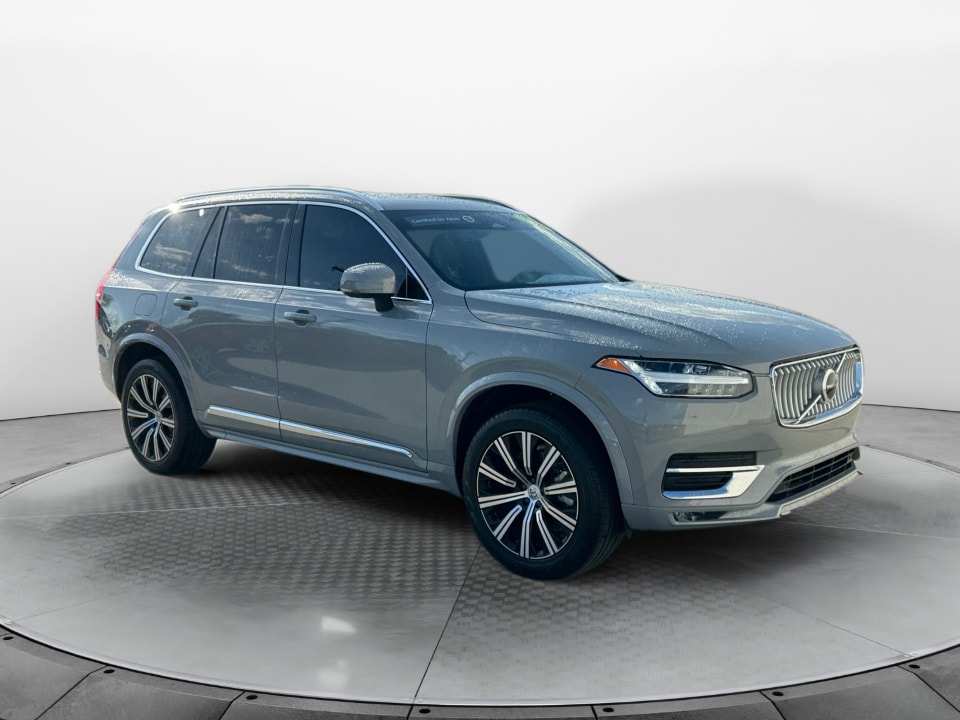 2025 Volvo XC90 B5 Core Bright 4WD's photo