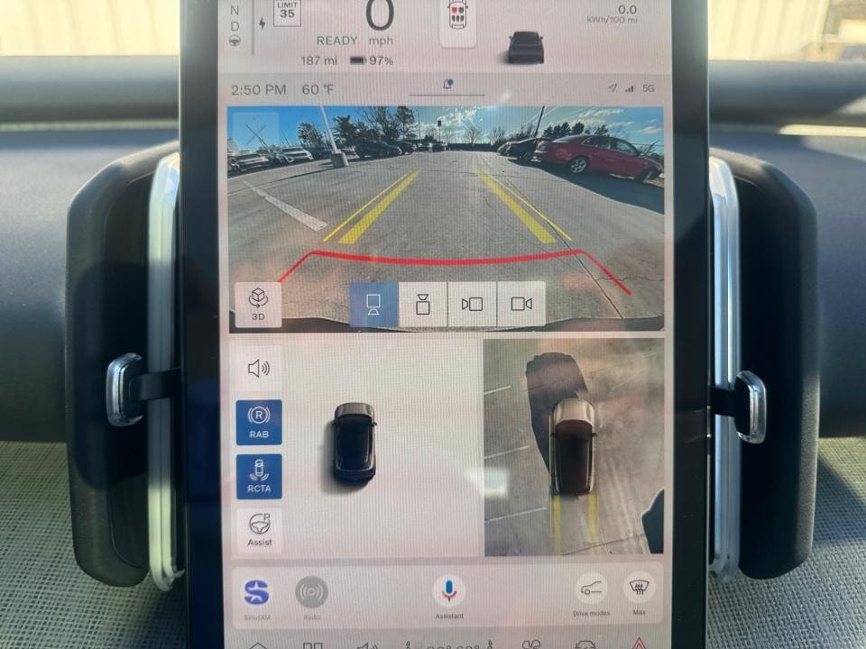 2026 Volvo EX30 Ultra - Photo 19