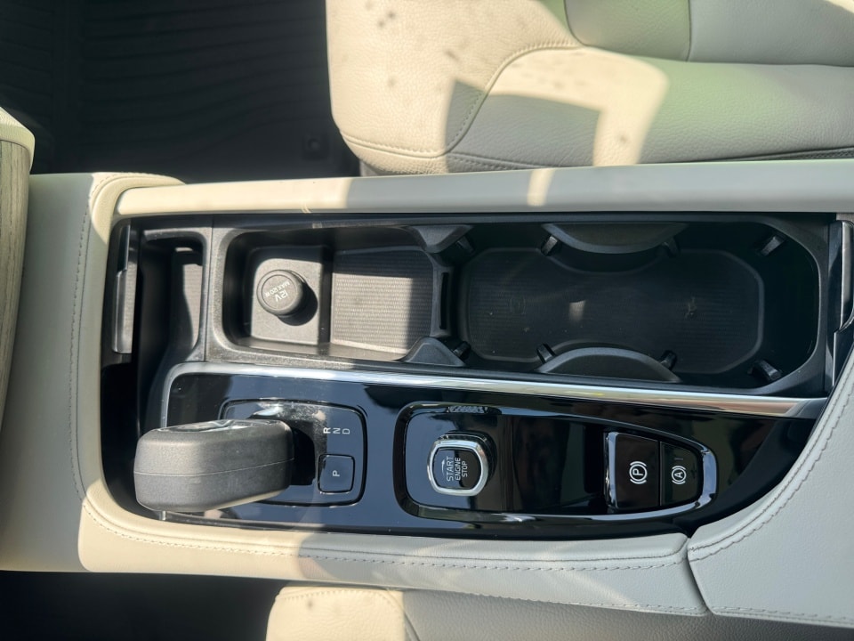 2023 Volvo XC90 Core - Photo 20