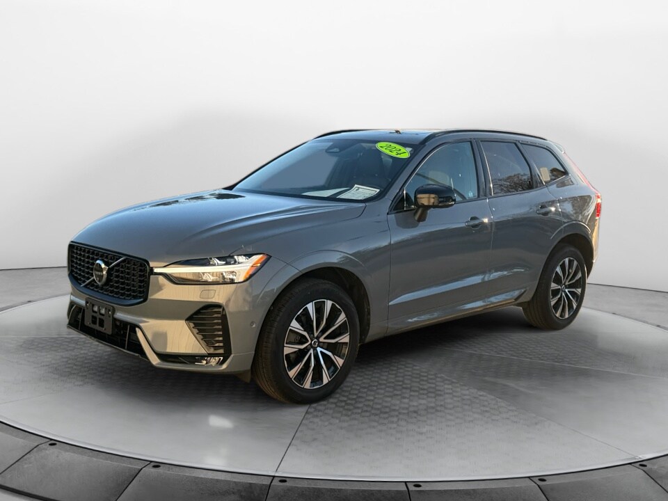 2024 Volvo XC60 B5 Plus photo 3