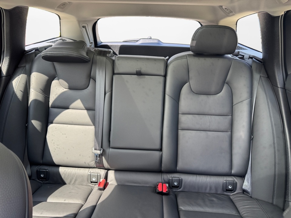 2025 Volvo V60 Cross Country Plus - Photo 12