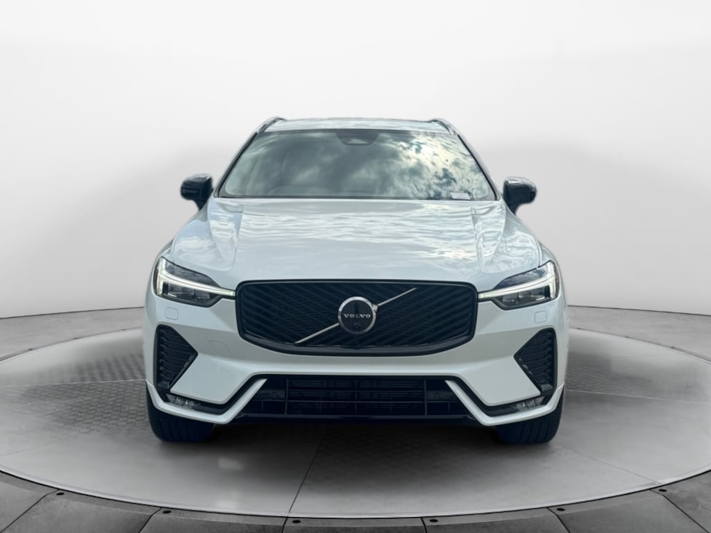 New 2026 Volvo XC60 B5 Ultra SUV