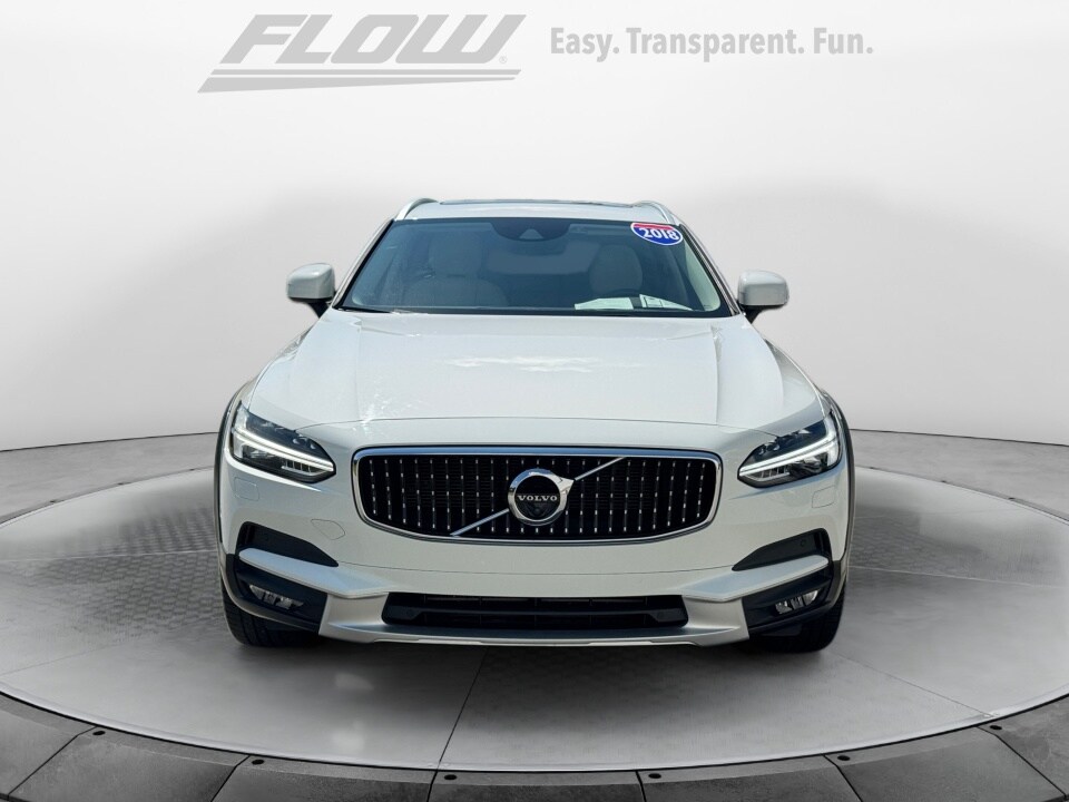 2018 Volvo V90 Cross Country T6 photo 2