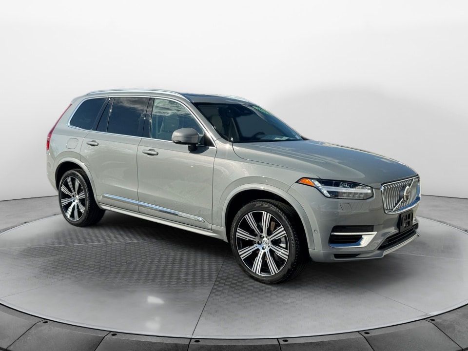 2024 Volvo XC90 Plus