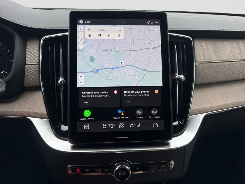 2026 Volvo XC90 Plus - Photo 17