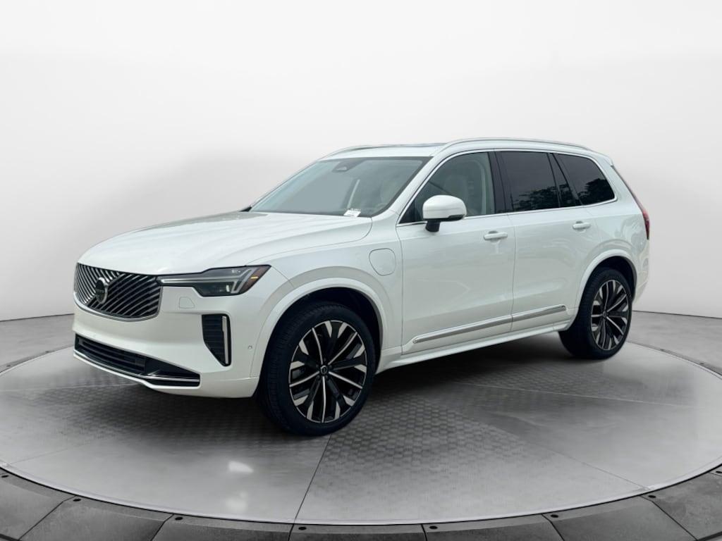 New 2026 Volvo XC90 plug-in hybrid T8 Ultra 7-Seater SUV