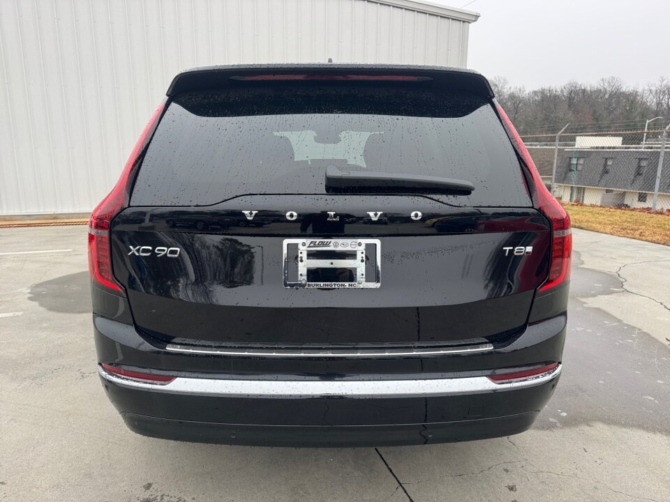 2026 Volvo XC90 Plus - Photo 14