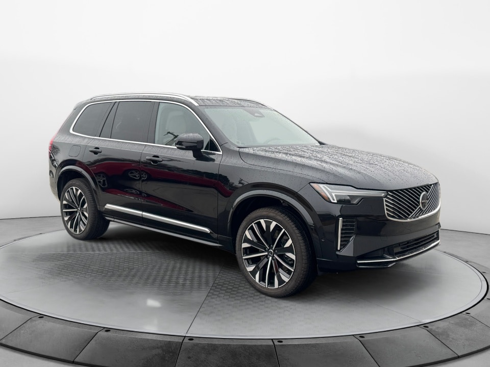 2026 Volvo XC90 Plus's photo