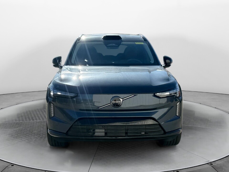 2025 Volvo EX90 Twin Motor Performance Ultra photo 2