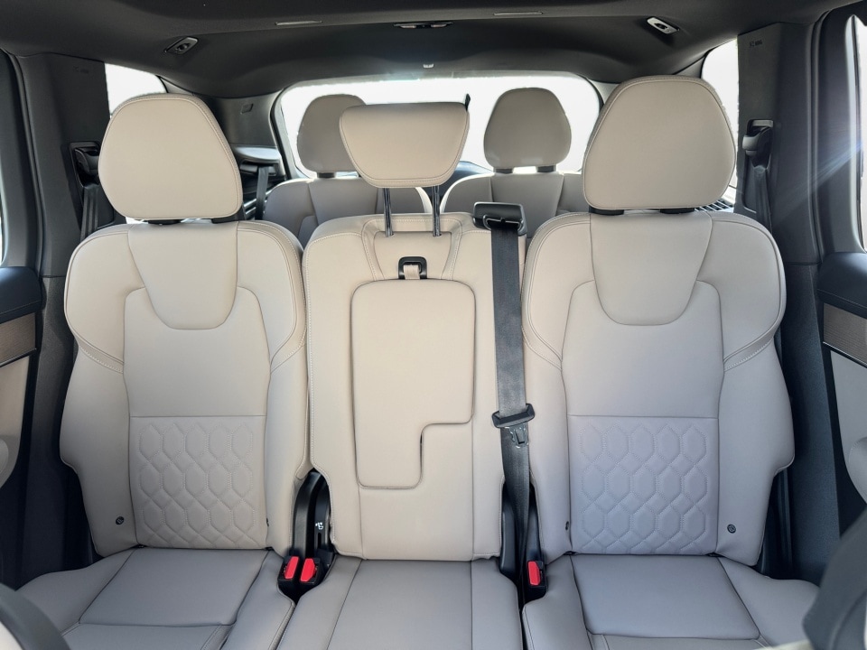 2026 Volvo XC90 Core - Photo 12
