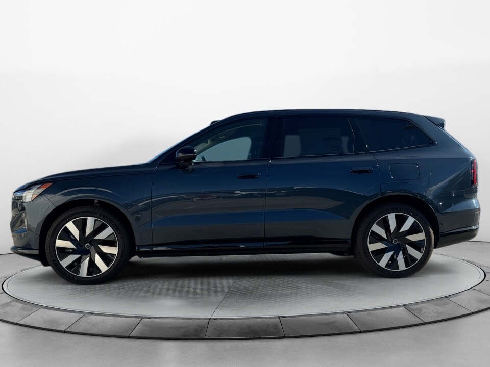 2025 Volvo EX90 Twin Motor Performance Ultra photo 4