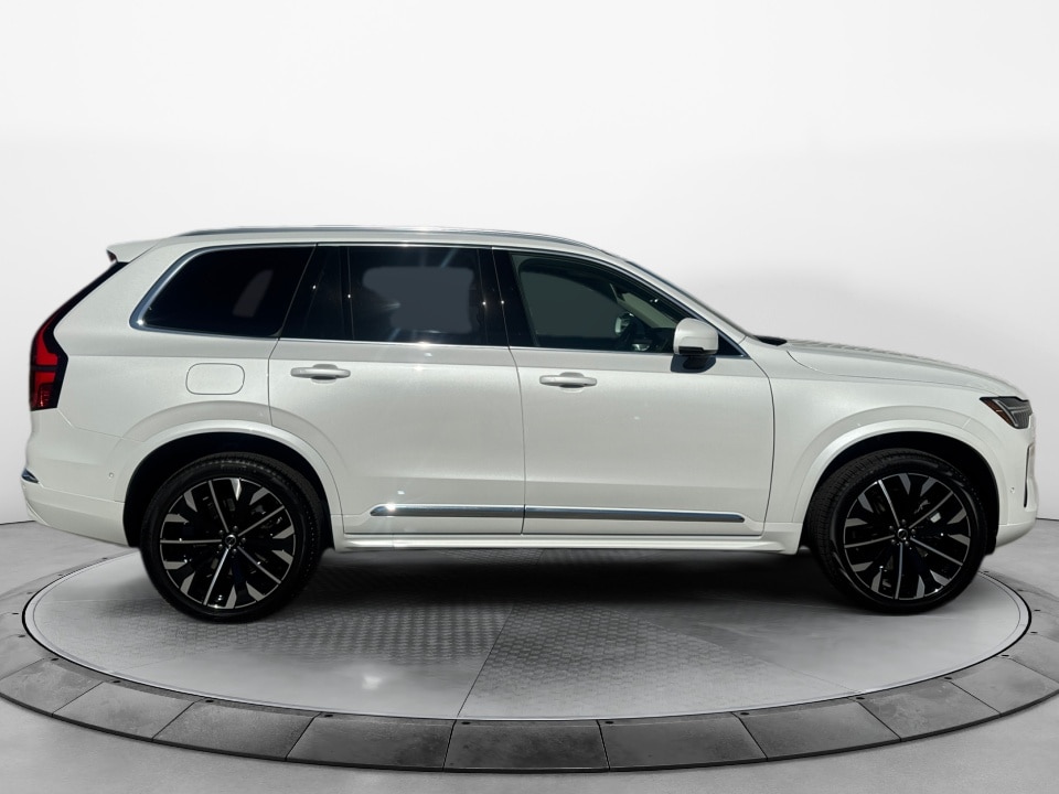 2026 Volvo XC90 Ultra - Photo 8