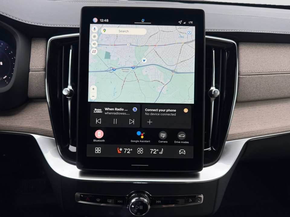 2026 Volvo XC90 Plus - Photo 17