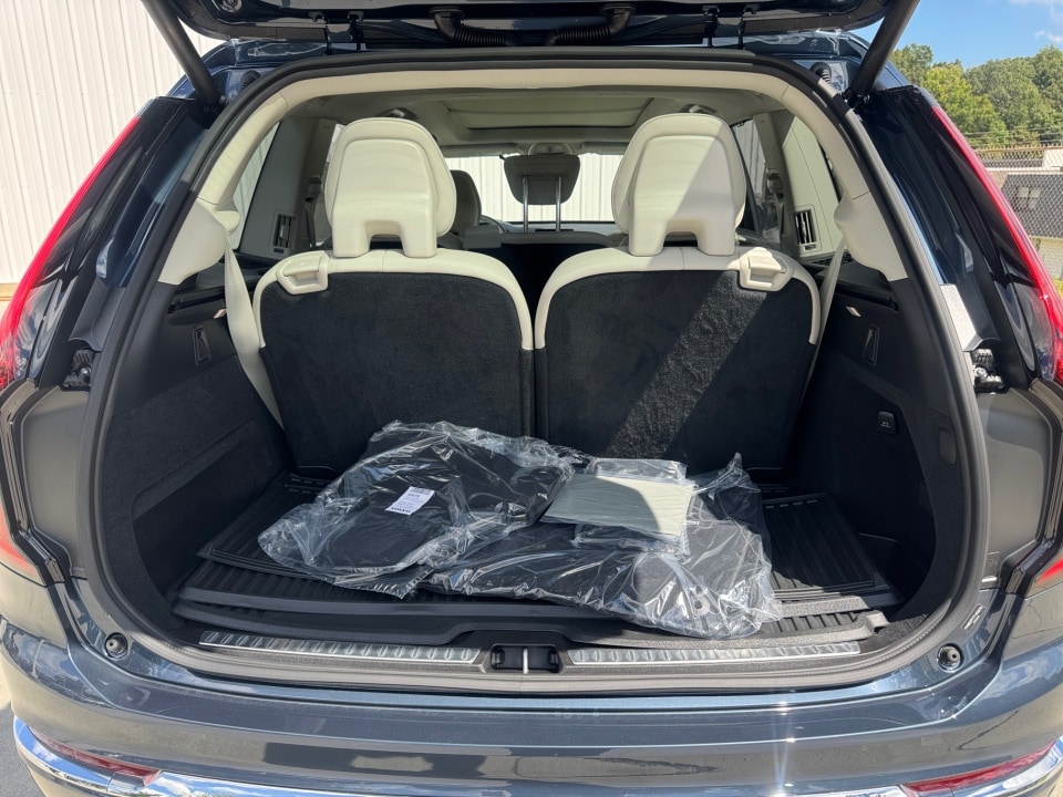 2026 Volvo XC90 Ultra - Photo 15