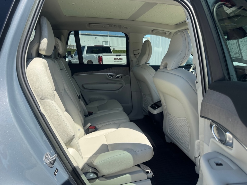 2023 Volvo XC90 Core - Photo 29